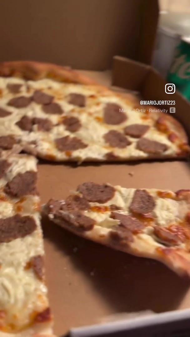 Daniel's Pizzeria Menu image 3